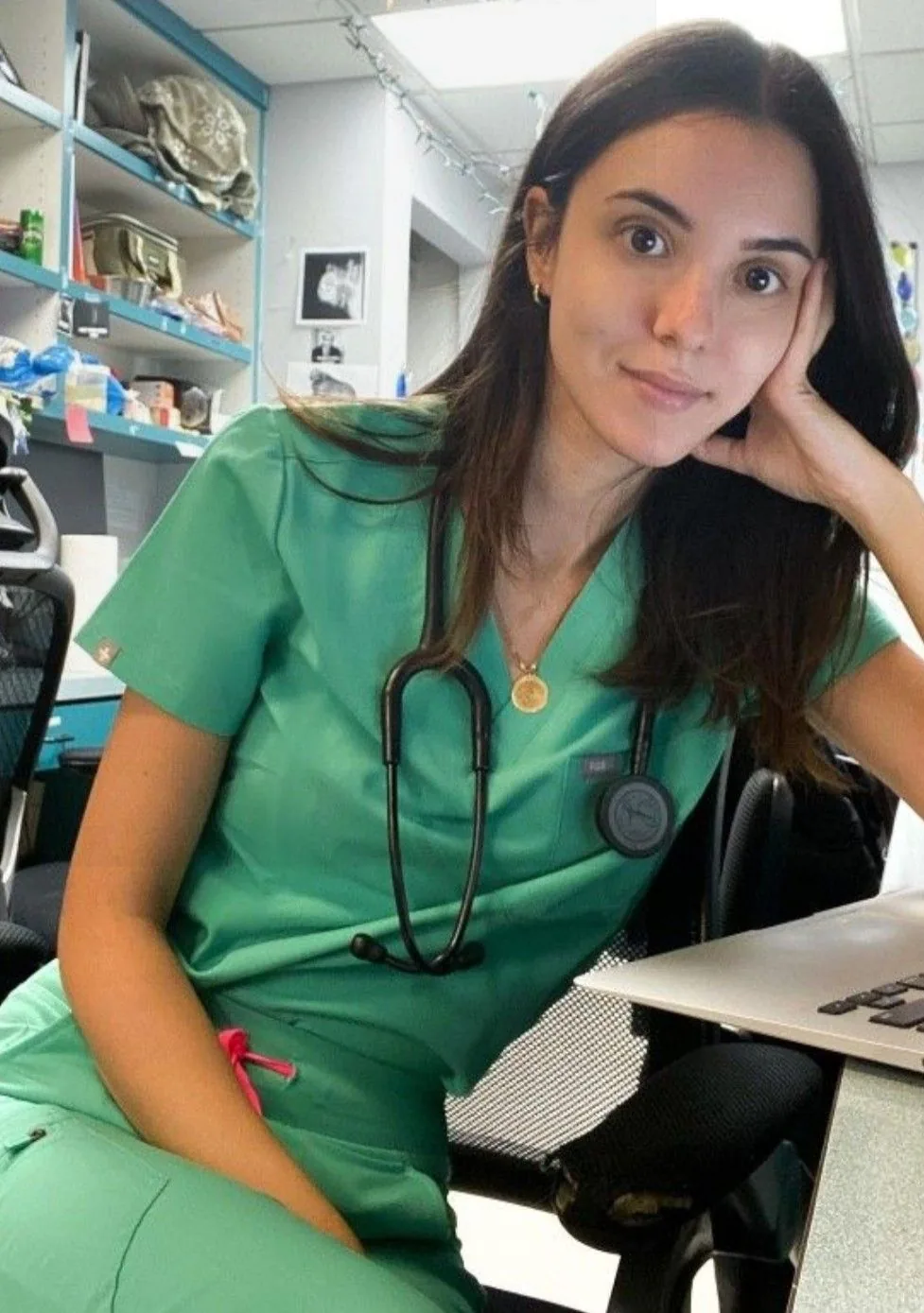 Júlia R.